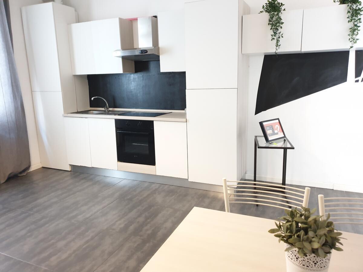 Aurora Apartment Milan Exterior photo